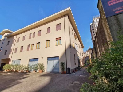 ESTERNO EDIFICIO
